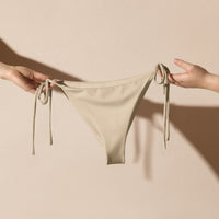 STRING BIKINI BOTTOM ECO - CHAMPAGNE